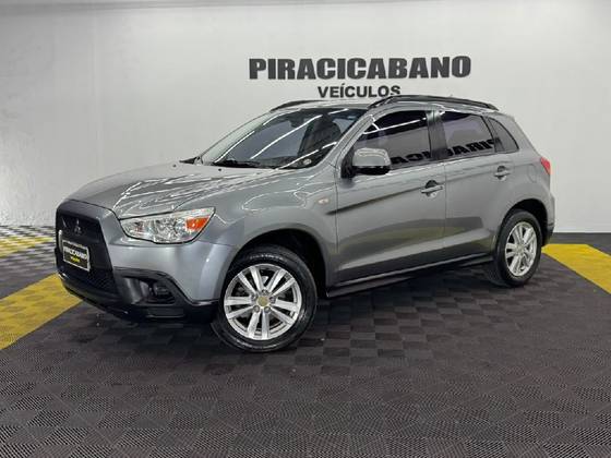 MITSUBISHI ASX 2.0 4X2 16V GASOLINA 4P AUTOMÁTICO MITSUBISHI ASX 2.0 4X2 16V GASOLINA 4P AUTOMÁTICO